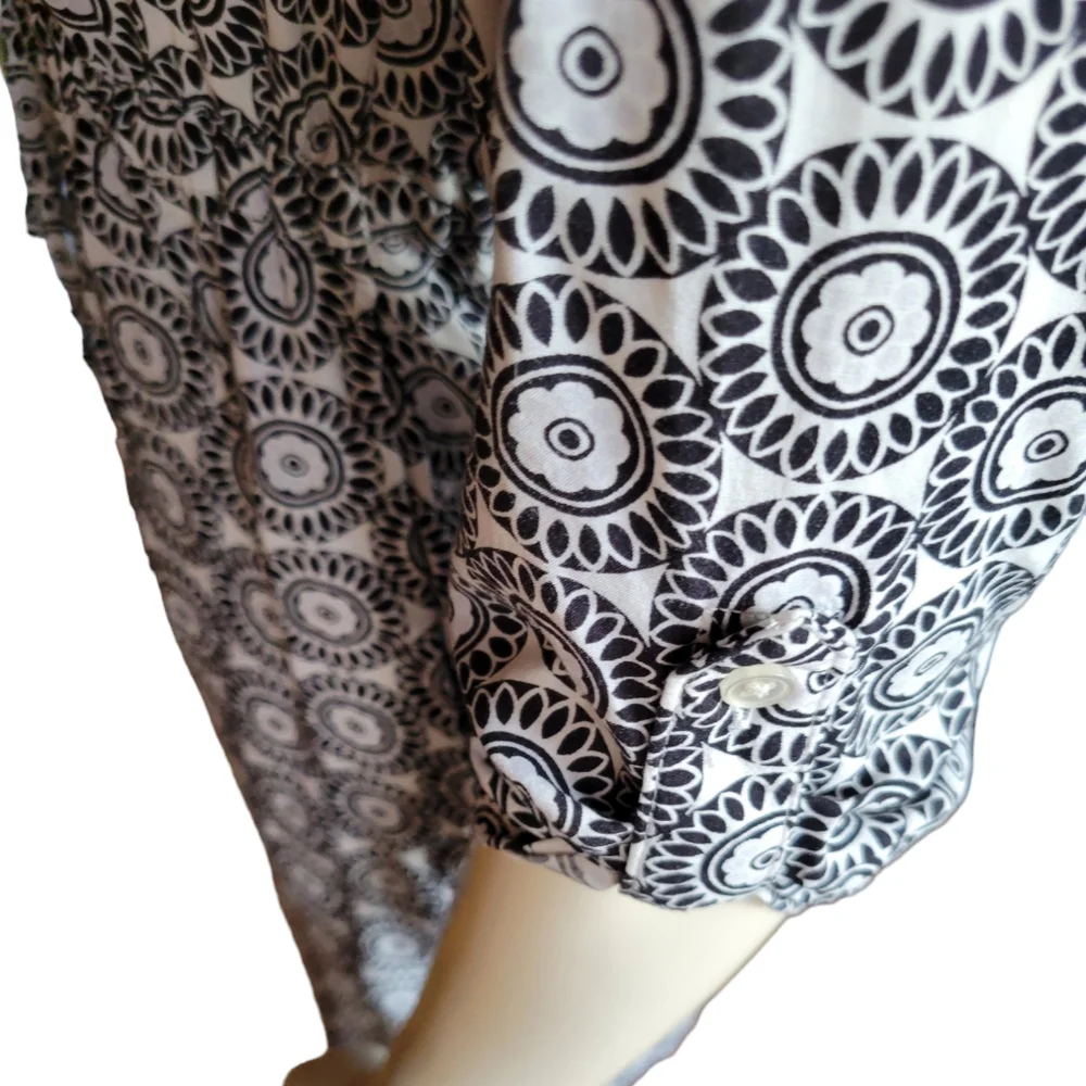 XS black and white dress by Loft - Picture 4 of 6